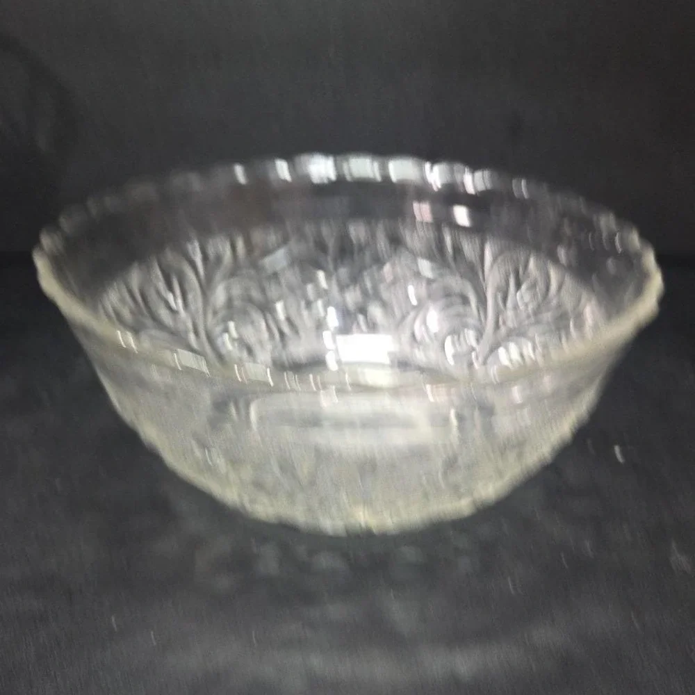 Anchor Hocking Clear Sunflower Serving Bowl, Vintage Pressed Glass‎ Centerpiece